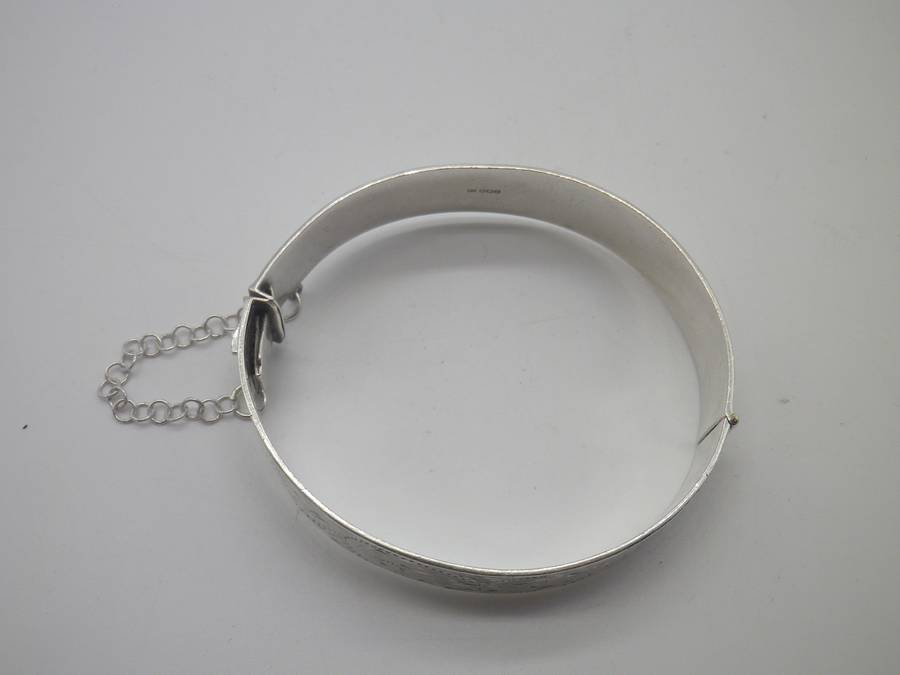 Fabulous Hallmarked Silver Clip Bangle. Sheffield, 1990. 25.5g