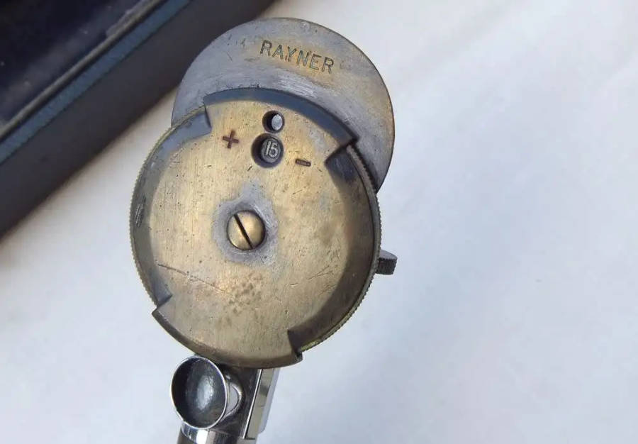 RARE COLLECTION OF 7 ANTIQUE &  VINTAGE MEDICAL AND SCIENTIFIC INSTRUMENTS & MICROSCOPE EQUIPMENT