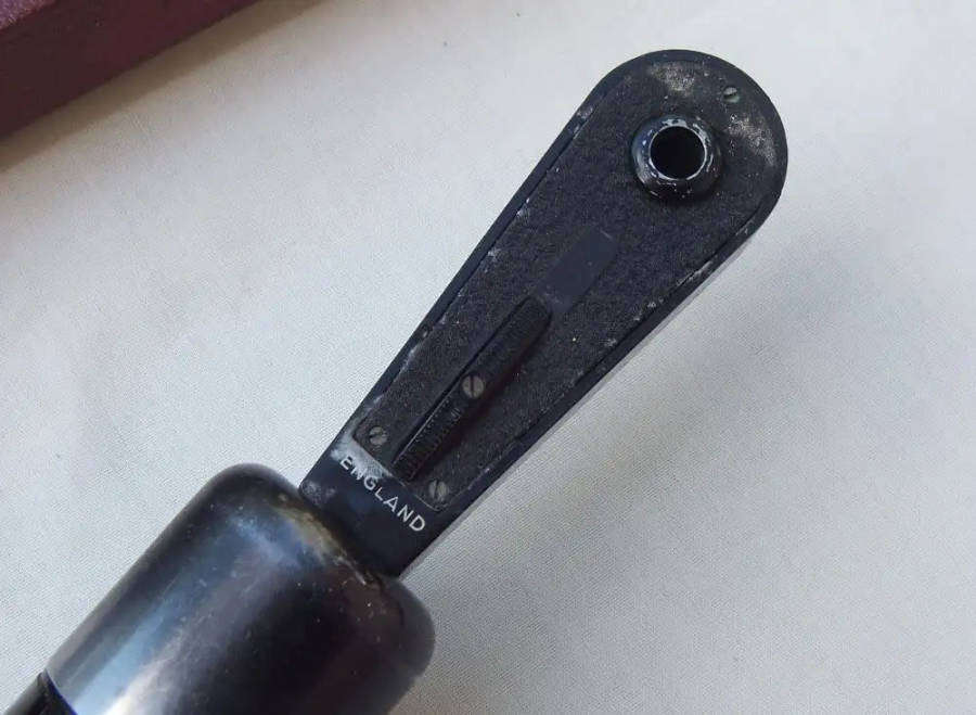 RARE COLLECTION OF 7 ANTIQUE &  VINTAGE MEDICAL AND SCIENTIFIC INSTRUMENTS & MICROSCOPE EQUIPMENT