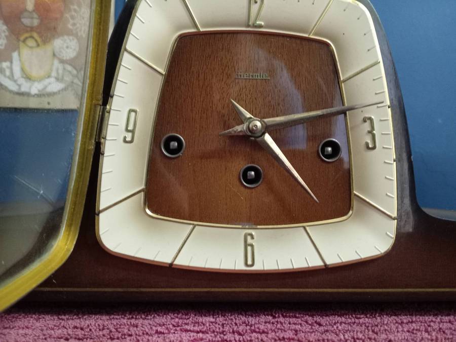 Hermle Westminster chime mantle clock