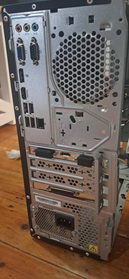 Lenovo Desktop PC (No HDD)