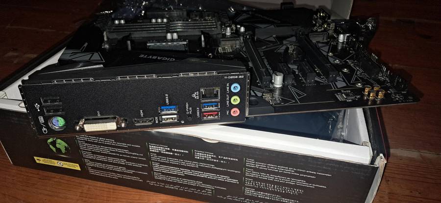 Gigabyte B550 Gaming Motherbaord XV2 (Untested)
