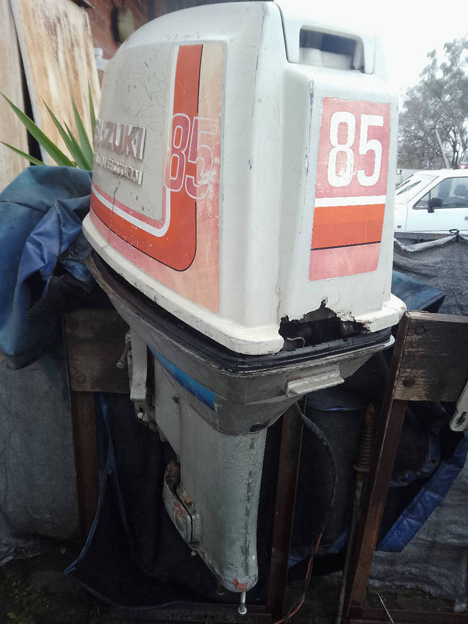 Suzuki 85cc 2 stroke boat motors