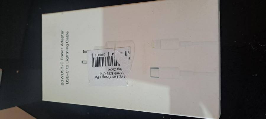 Apple iPad (5th Generation) Wi-Fi + Cellular
