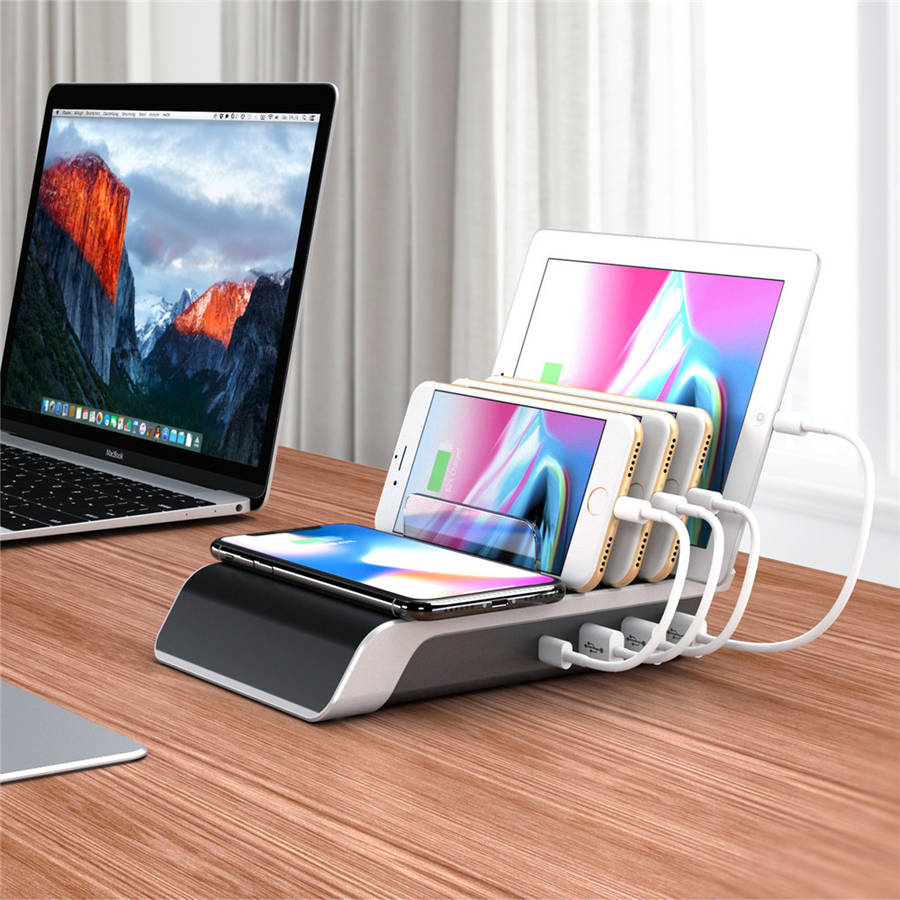 Smart Multiple 4 Ports Charging Station with Qi Wireless Charger