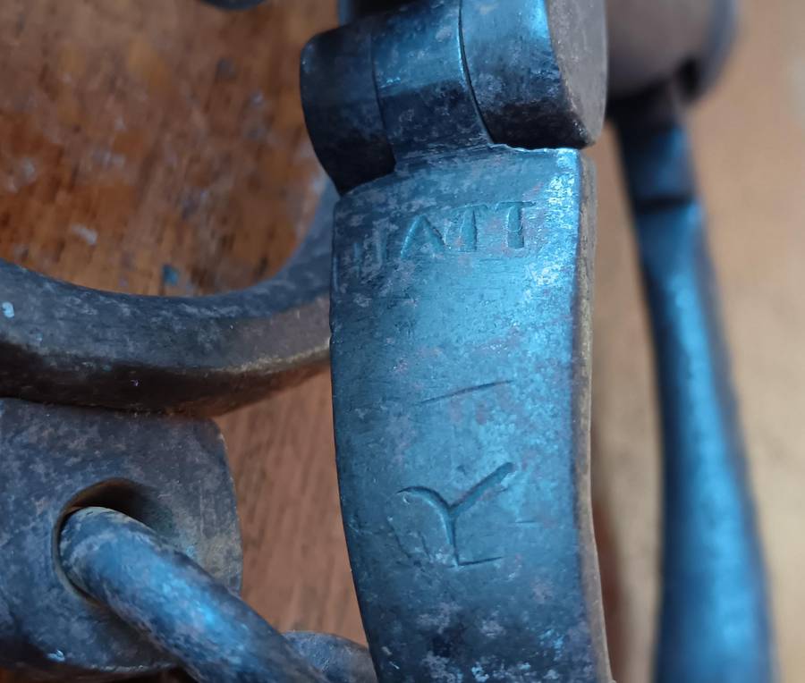 Victorian Hiatt iron handcuffs with key - working