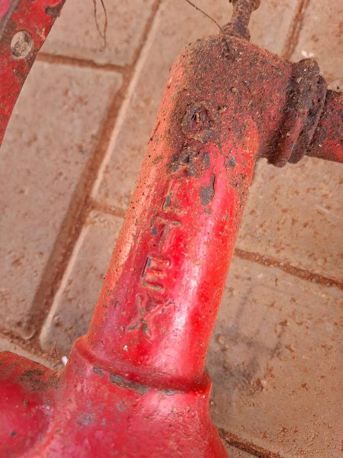 Vintage CALTEX Oil Pump with pipe