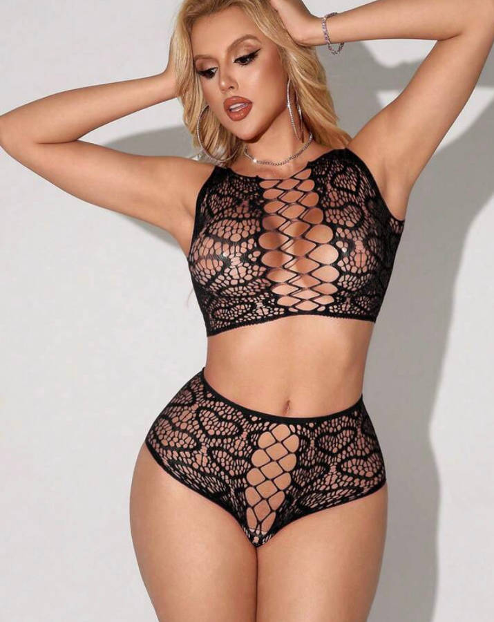 Gorgeous black lace 2 piece
