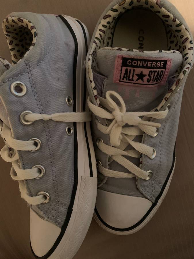 Gorgeous Converse Takkie