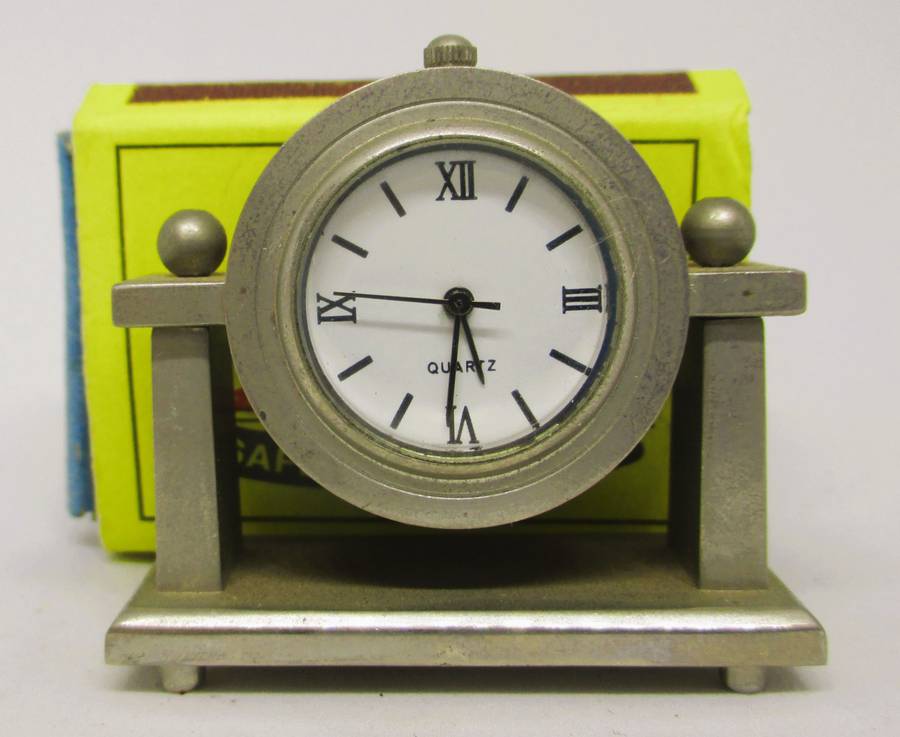 Vintage Miniature Mantle Style Desk ClockStainless Steel, Quartz. 40mm high