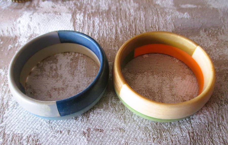 Pair of Vintage 70/80s light wooden painted bangles