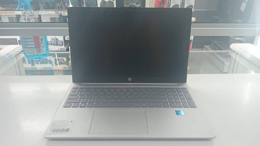 HP 15s-fd0032ni Intel® Core i5-1334U 8GB RAM 512GB SSD Laptop