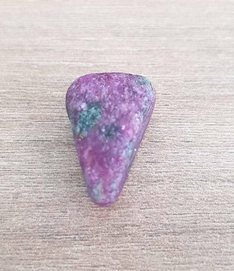 14.35Ct.  Ruby Zoisite Rough Top Purplish Red Natural