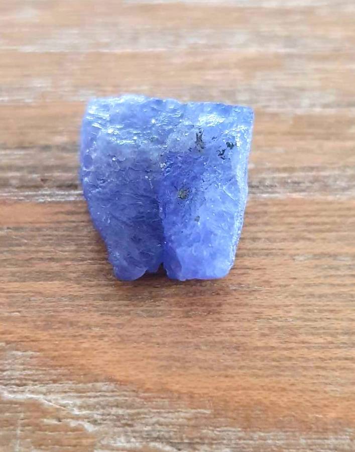 TANZANITE 20.51Cts. NATURAL VIOLET BLUE  ROUGH