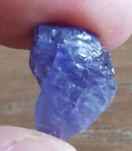 Tanzanite 23.09cts. Natural Violet Blue Rough