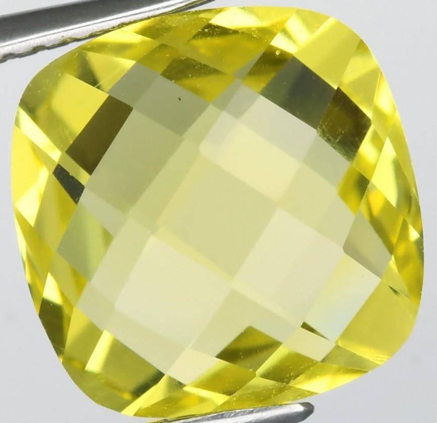 5.49ct Lemon Quartz  Cushion 11x11mm VVSNatural  - Radiant, Brazil Gem