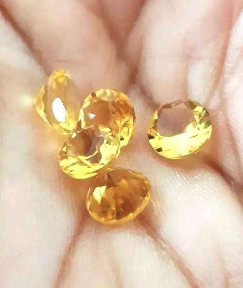 Natural Yellow Citrine Brazil 1Pcs. Round 7mm.