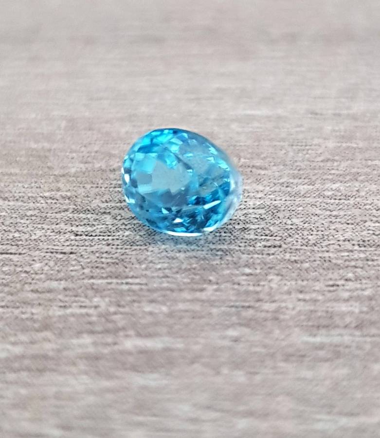 1.22Ct. Zircon Oval Facet Sea Blue Glistening Cambodia Natural