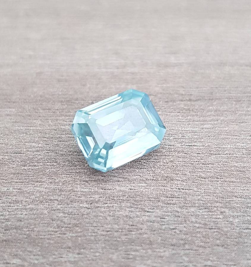 4.99Cts Moissanite Emerald Cut Blue  VVSI  BRILLIANT CUT