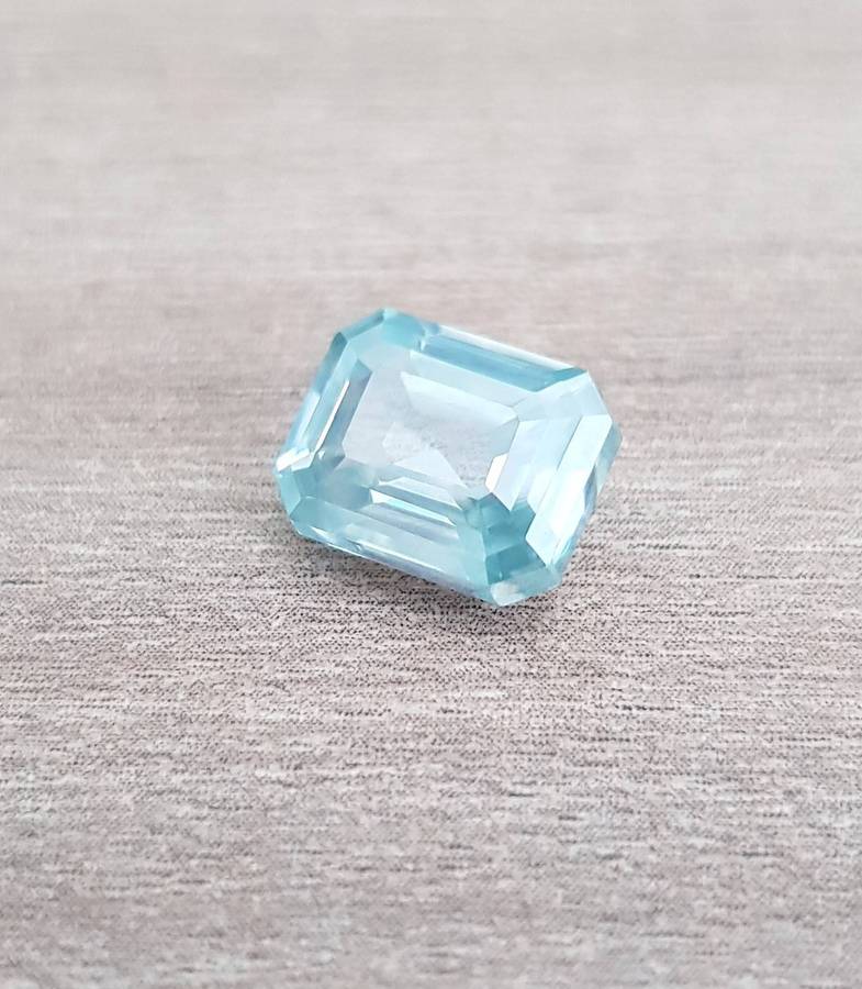 4.99Cts Moissanite Emerald Cut Blue  VVSI  BRILLIANT CUT