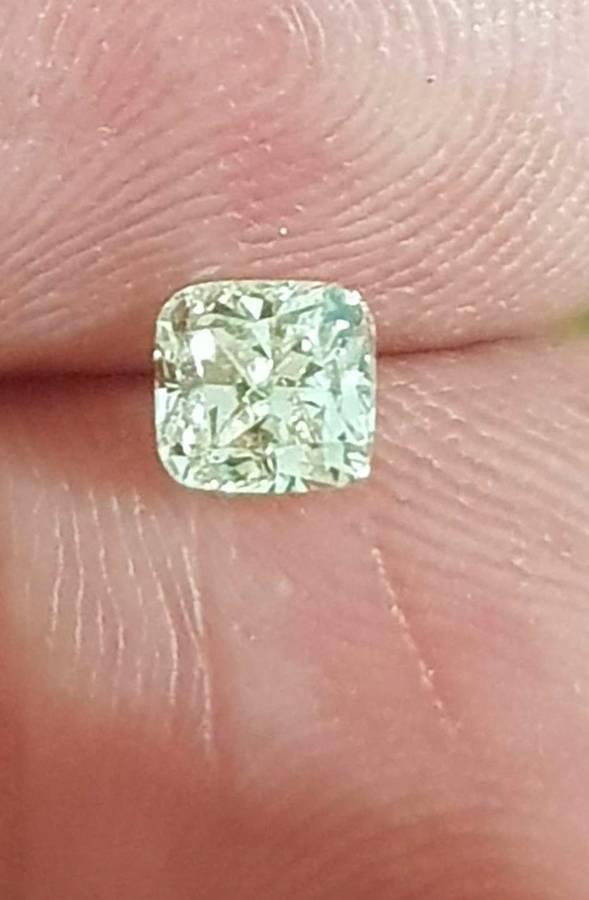 0.55cts Diamond Cushion Cut VS1 / I Fancy Yellow**Certified**