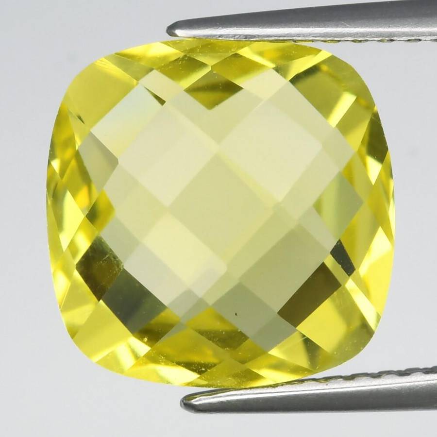 5.49ct Lemon Quartz  Cushion 11x11mm VVSNatural  - Radiant, Brazil Gem