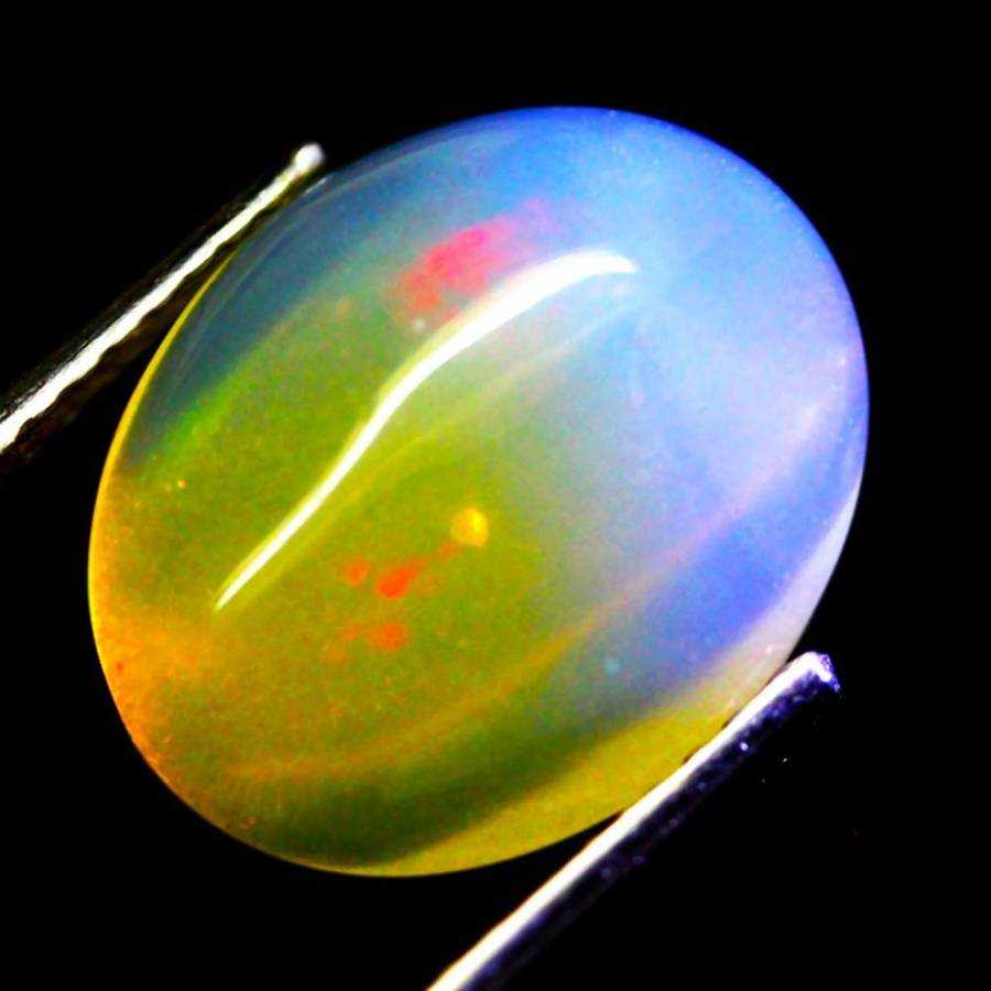3.50Ct.  Opal Oval Cabochon Multi Colors Glittering Rainbow 3D Ethiopian Gemstone
