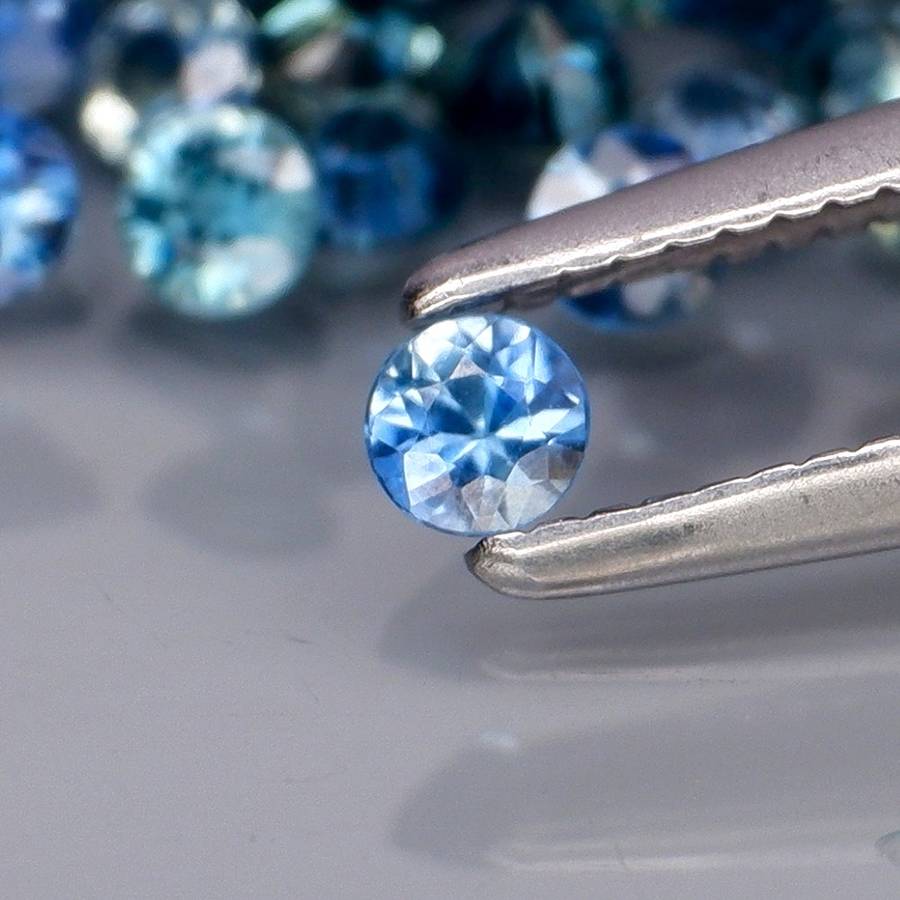 Blue Sapphire Round Diamond Cut 2 to 2.5mm.  1Pcs/0.070Ct.Normal Heated Australia
