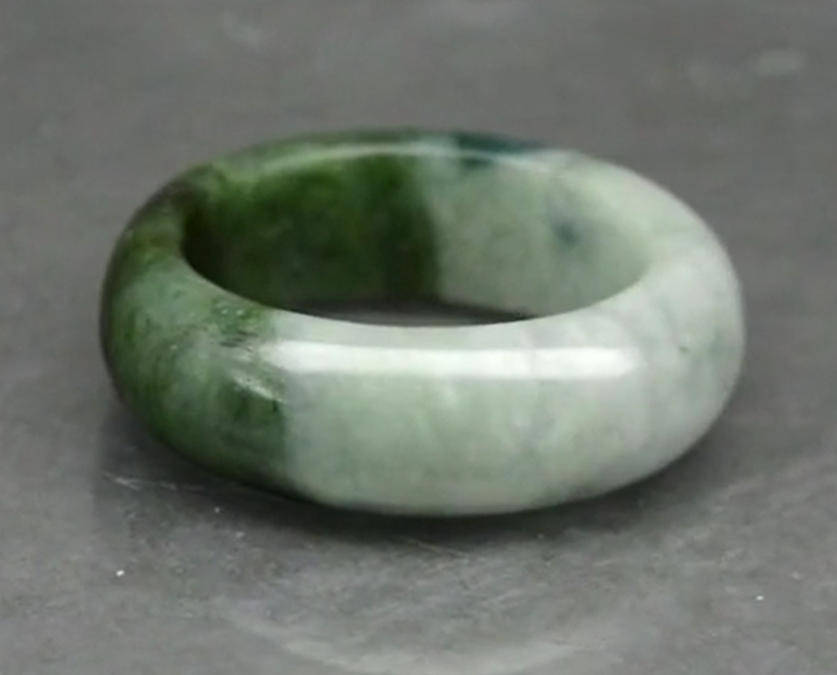 23.84ct Green Jade -Gem Ring Untreated Myanmar  Size 8 Natural
