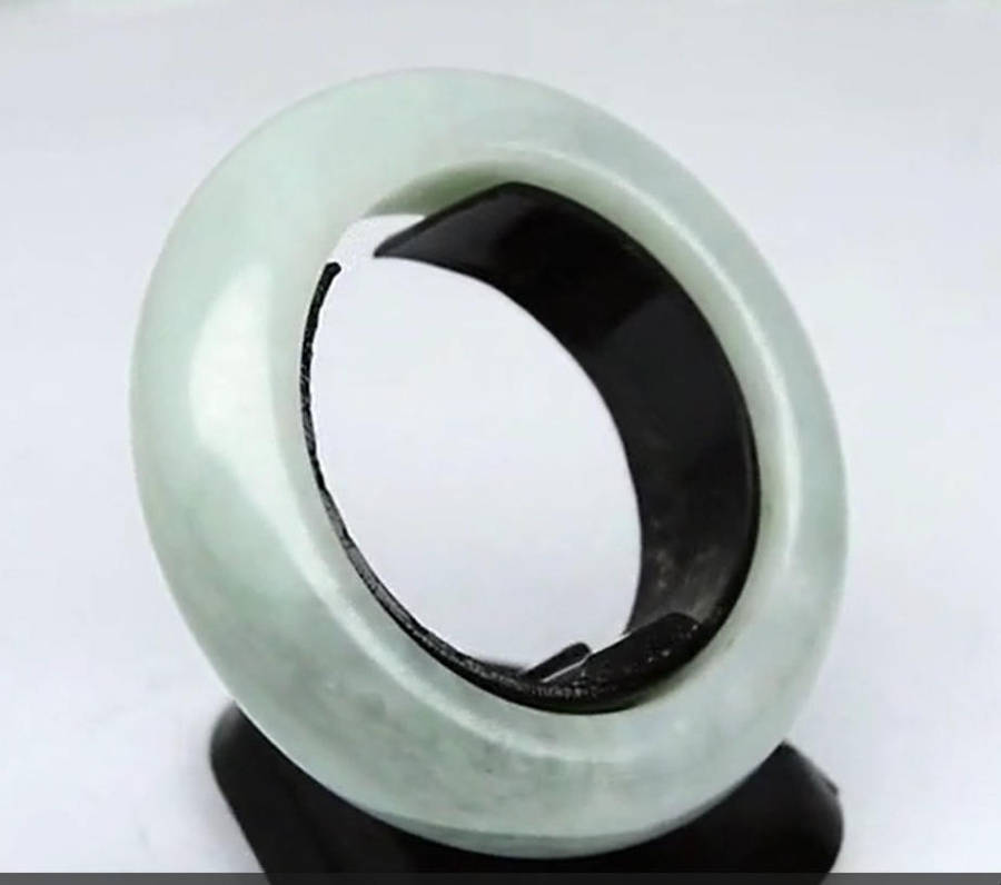 21.75ct Green Jade -Gem Ring Untreated Myanmar  Size 7.25 Natural