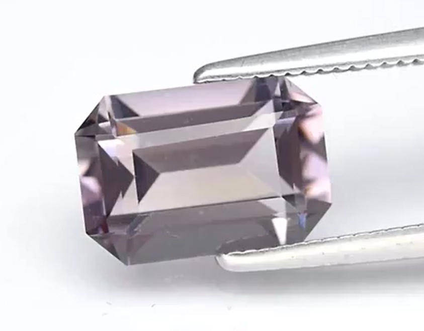 2.04ct Purple Scapolite  9.5x6.5mm VVS Octagon Natural - Tanzania Gem