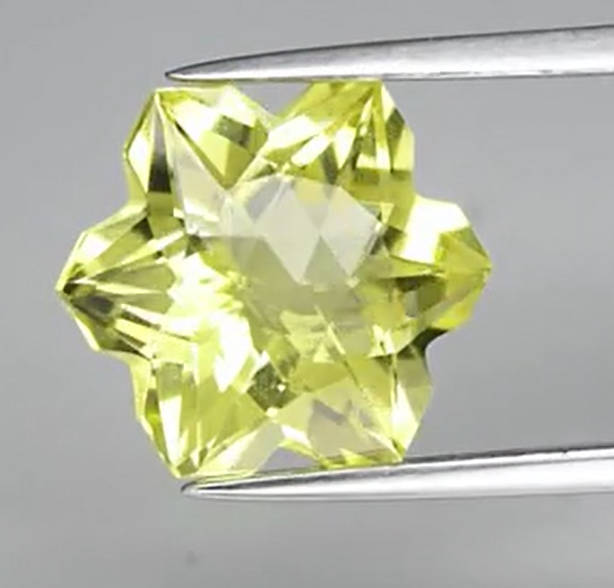 3.38ct Snowflake Lemon Quartz 11.2x9,7mm VVS Natural  - Brazil Gemstone