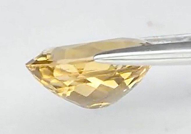 2.99ct Yellow Citrine  VS Oval 11.2x8.2mm Natural - Africa Gemstone