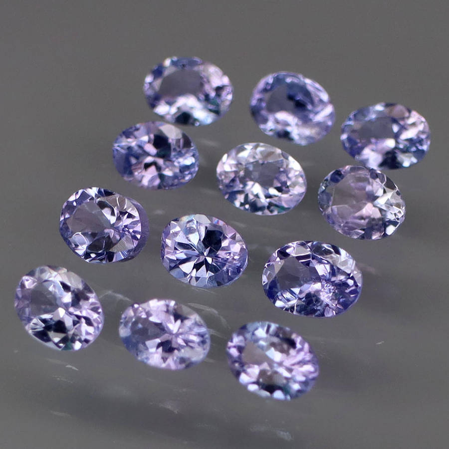 Purplish Blue Tanzanite 1Pcs/0.17Ct.Oval 4x3 mm.Ravishing Color & Full Fire!