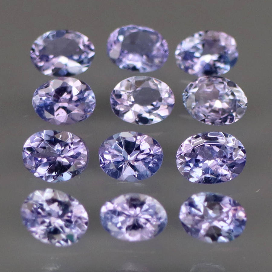 Purplish Blue Tanzanite 1Pcs/0.18Ct Oval 4x3 mm.Ravishing Color & Full Fire!