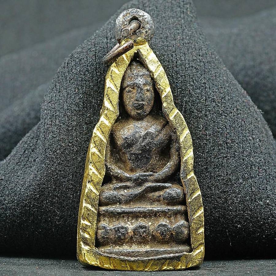 Thai Buddha Amulet Phra Chaiwat Wat Chana Songkhram Mixed Metal