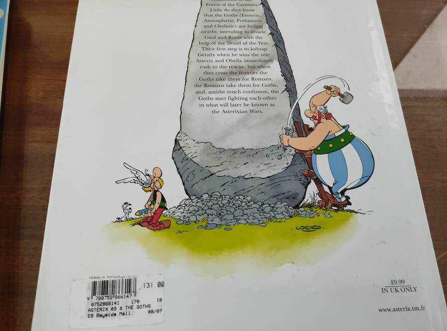 Classics ASTERIX AND OBELIX  9 in total BOOK/MAG