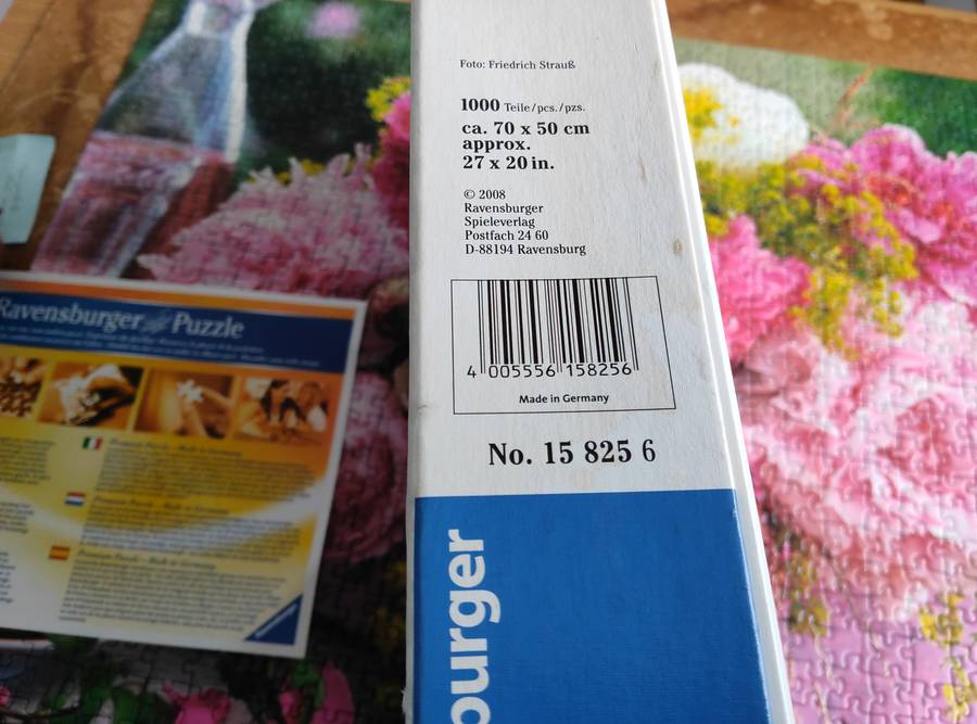 RAVENSBURGER PUZZLE STUNNING FLOWERS DESIGN