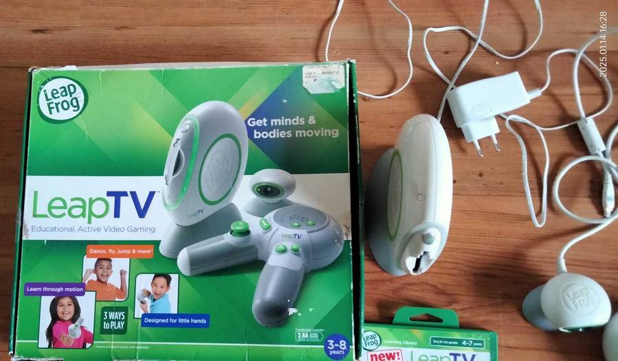 Late entry! LeapTV kids game console (read description)