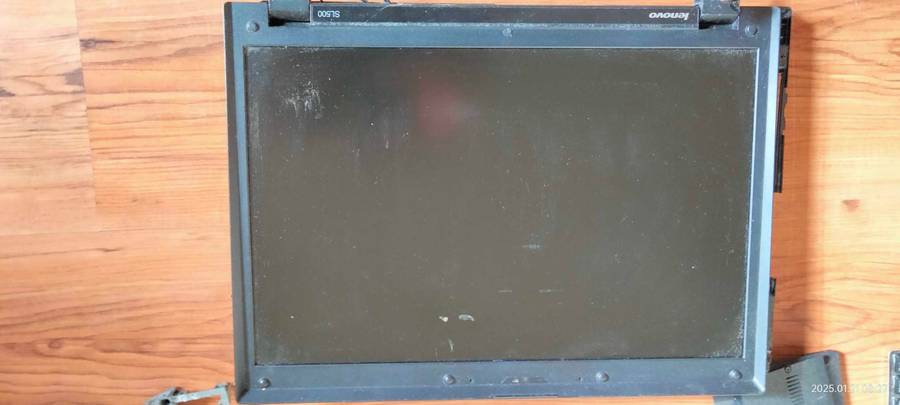 Disassembled Lenovo SL500 15" laptop (read description)