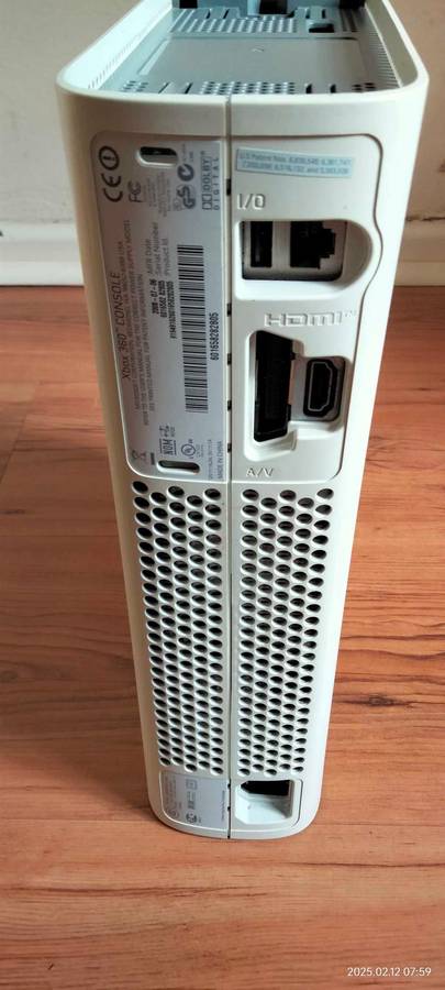 Late entry! Xbox 360 console (read description)
