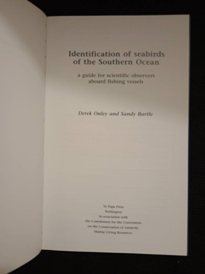 Identification of Seabirds of the Southern Ocean by Derek Onley & Sandy Battle