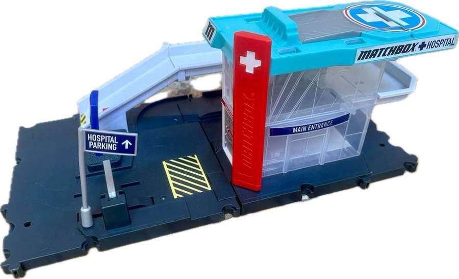 Matchbox action driver play set hospital Mattel plus car spine buster