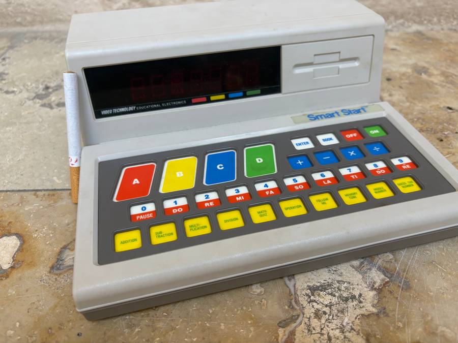 Vintage Vtech Smart Start pre computing learning machine 1988