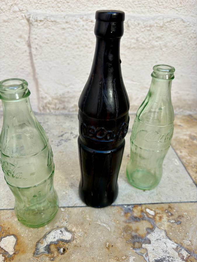 vintage ebony wood coke bottle sculpture with pair of coke glass pre deposit Coke 250 mm