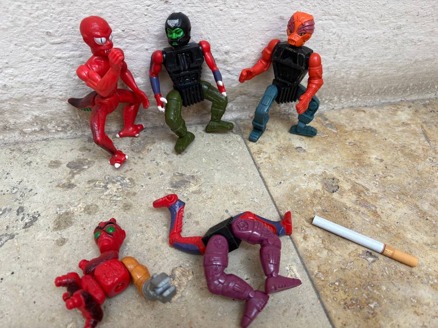Multi-Bot of He-Man-Masters of the Universe 1986 Vintage Figure lot of 3 with he man spares MOTU