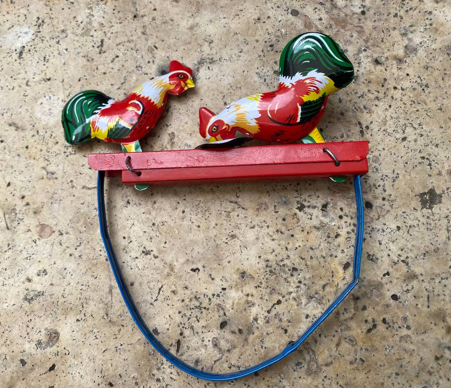 Vintage chicken feed tin toy cock hen rooster squeeze mechanical