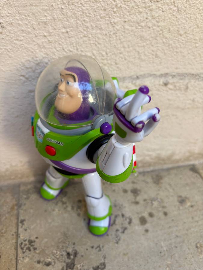TOY STORY BUZZ LIGHTYEAR Vintage Figure space ranger talking figure 30cm