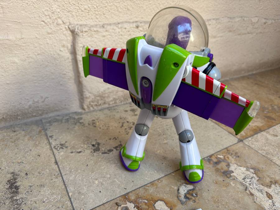 TOY STORY BUZZ LIGHTYEAR Vintage Figure space ranger talking figure 30cm