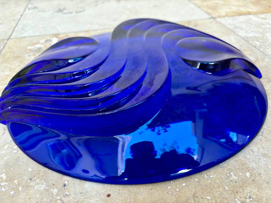 Vintage Luminarc fruit bowl cobalt blue glass , Murano sweet ,  glass blown banana